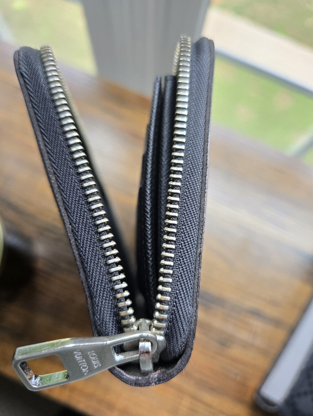 Louis Vuitton Damier Graphite Zippy Organizer with CoA - Picture 5 of 11